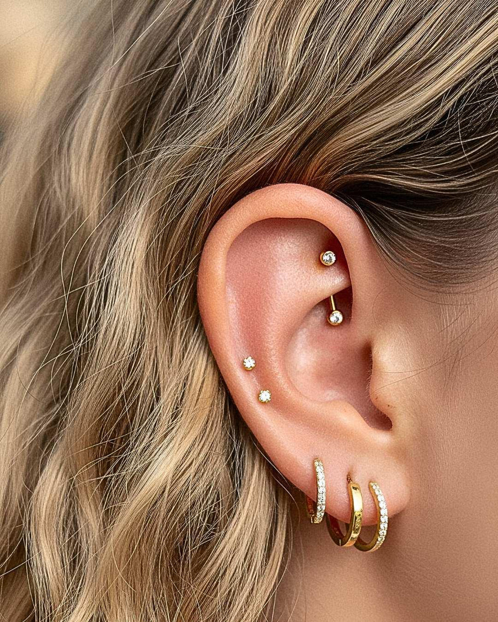 Rogue Curve rook piercing
