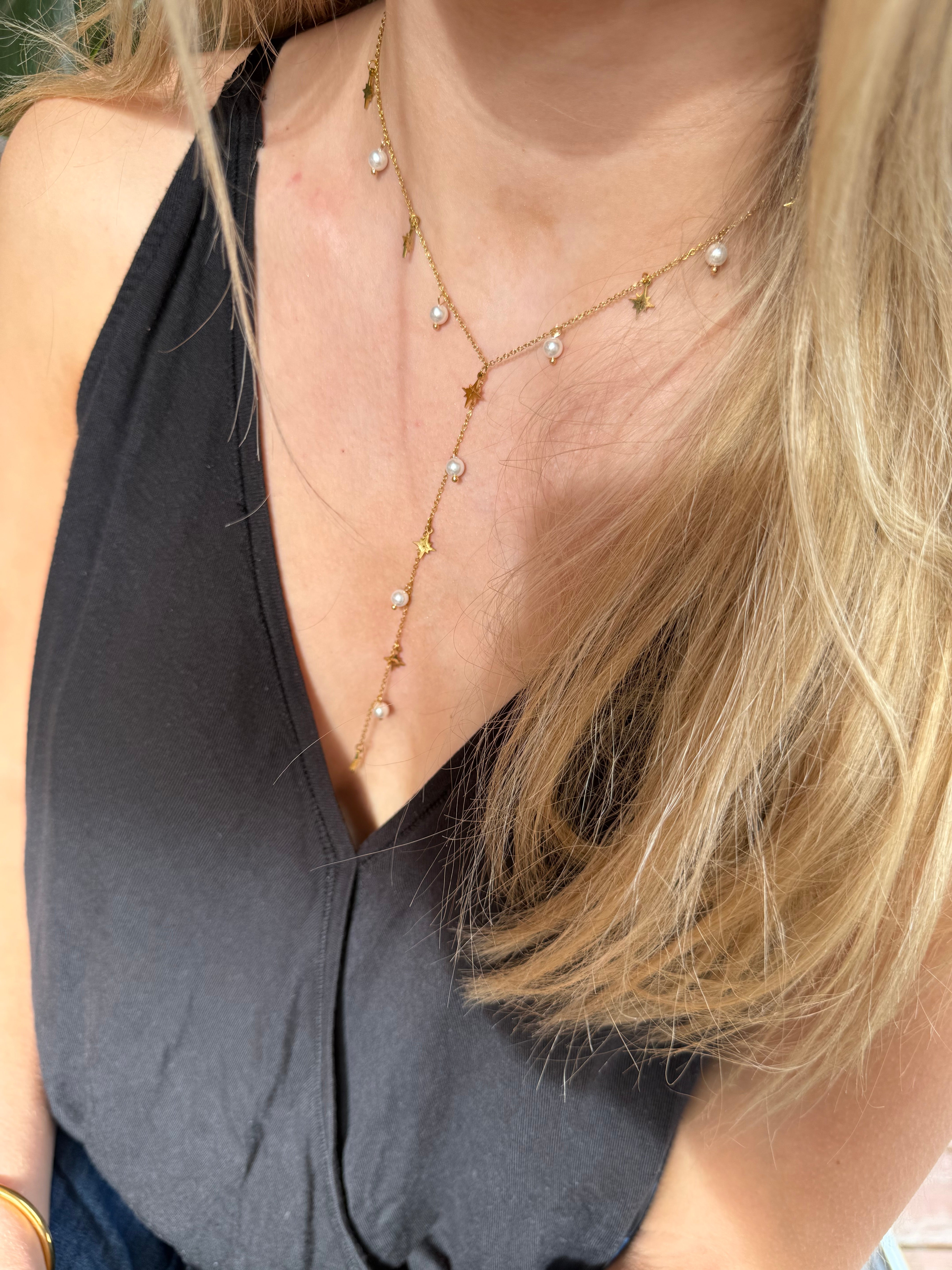 Emma y-halskæde med stjerner