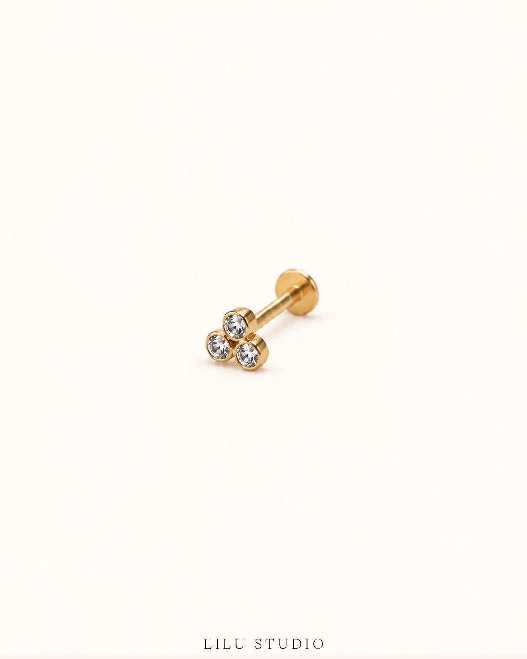 Piercing ørering flatback med 3 zirkoner  — Noa
