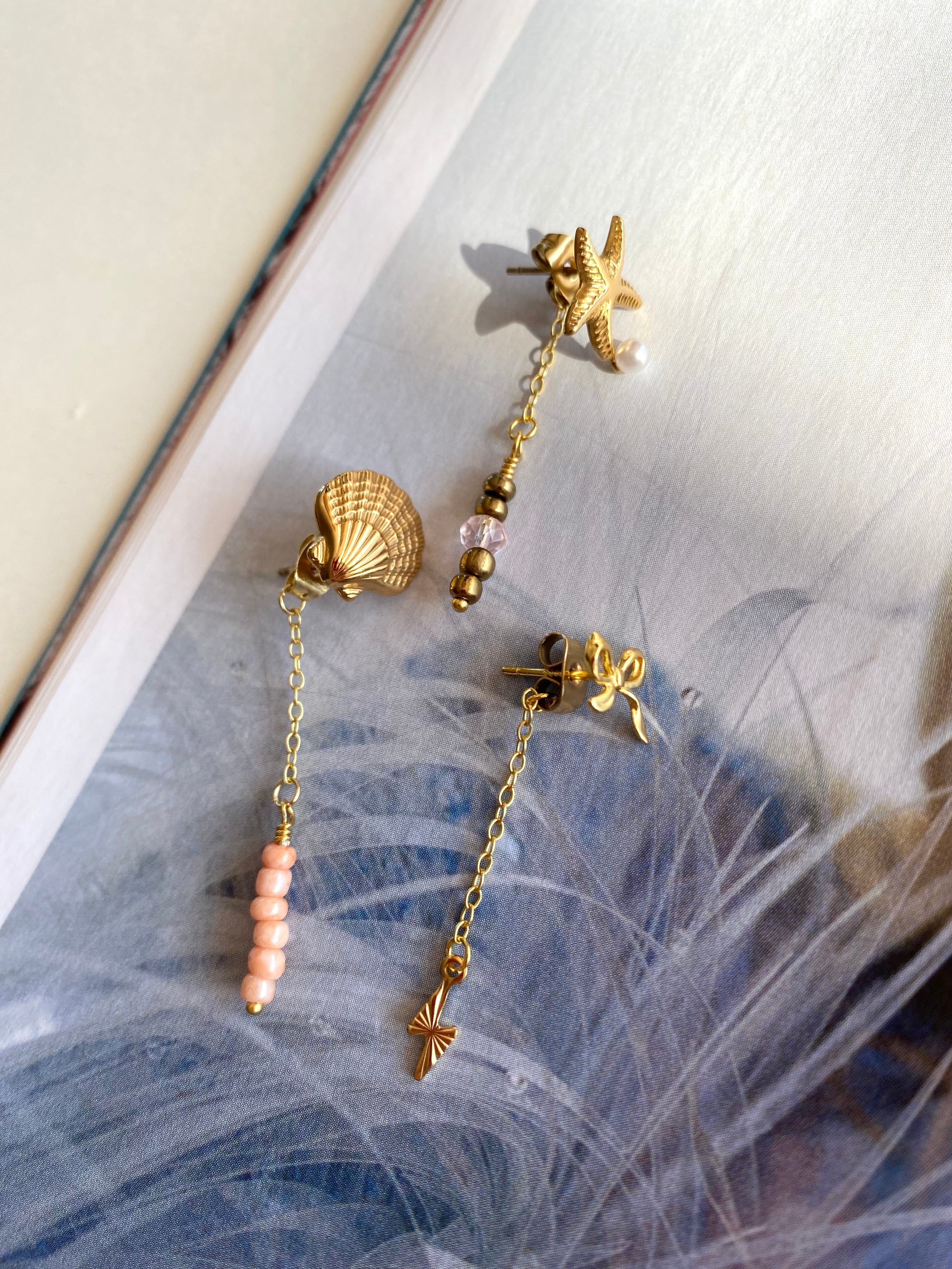 Courtney Behind Ear Earring ørering med lyn