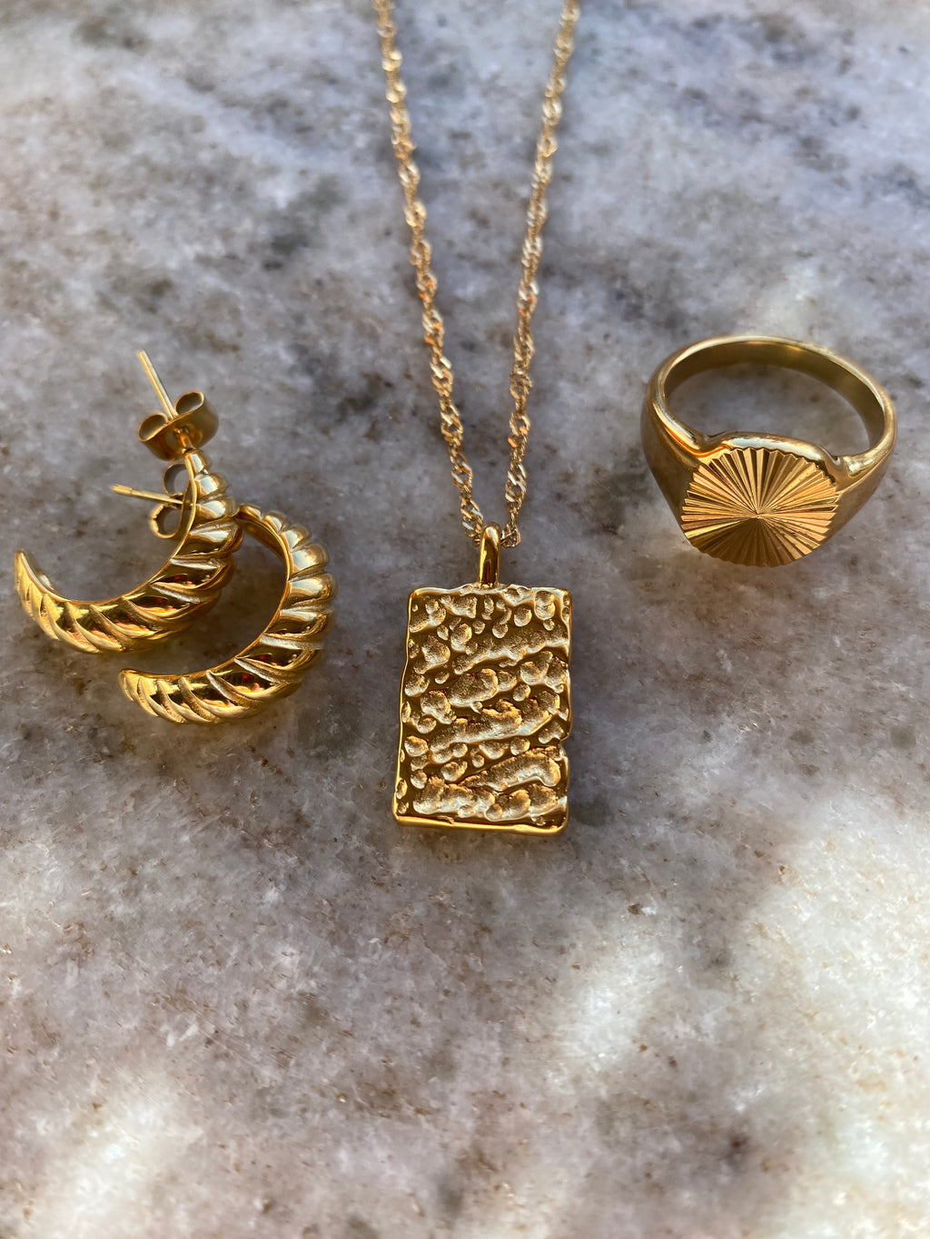 Marie Vintage Halskæde - Elegant Guld Smykke
