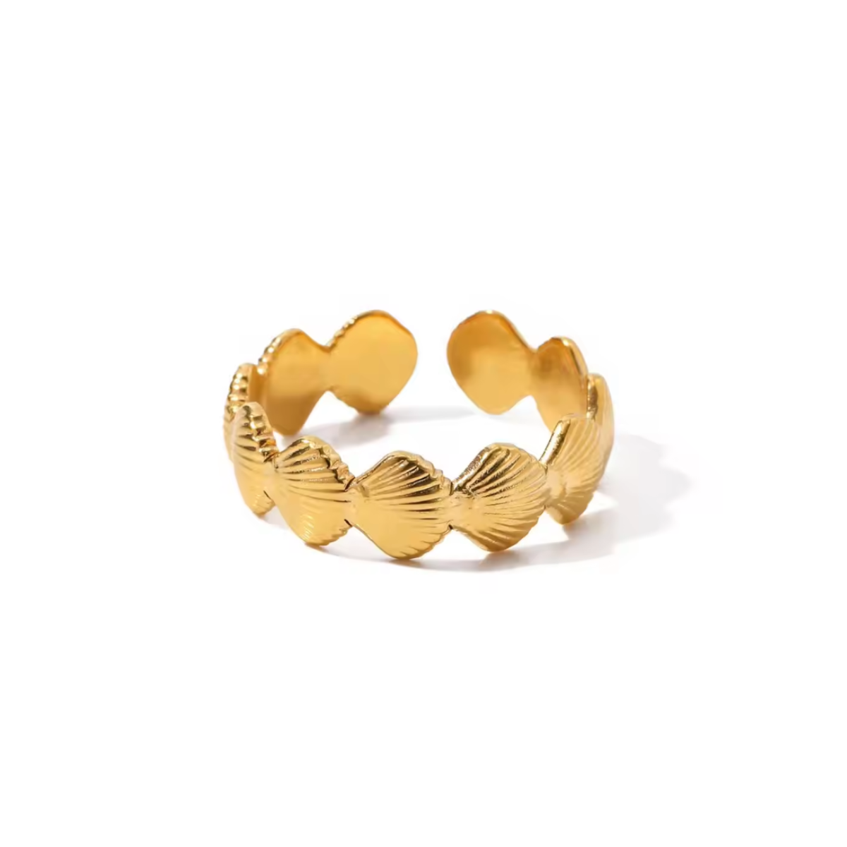 Greta guldbelagt ring med muslingeskaller – Lilu Studio