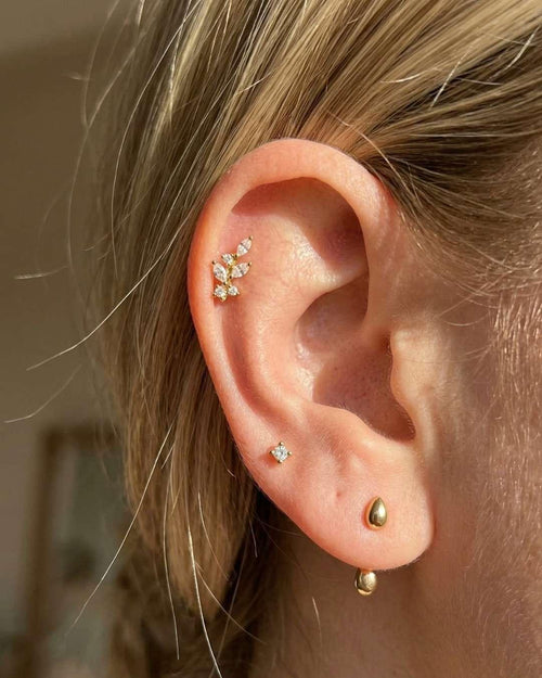 piercing med små blade flatback og push pin luk
