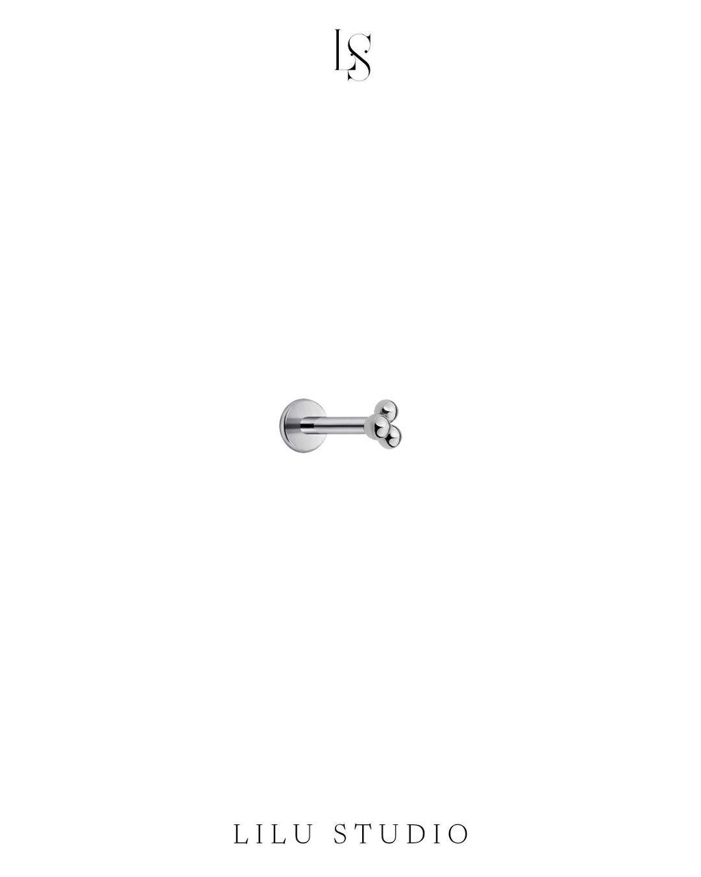 piercing med 3 små kugler ørering med flad lås