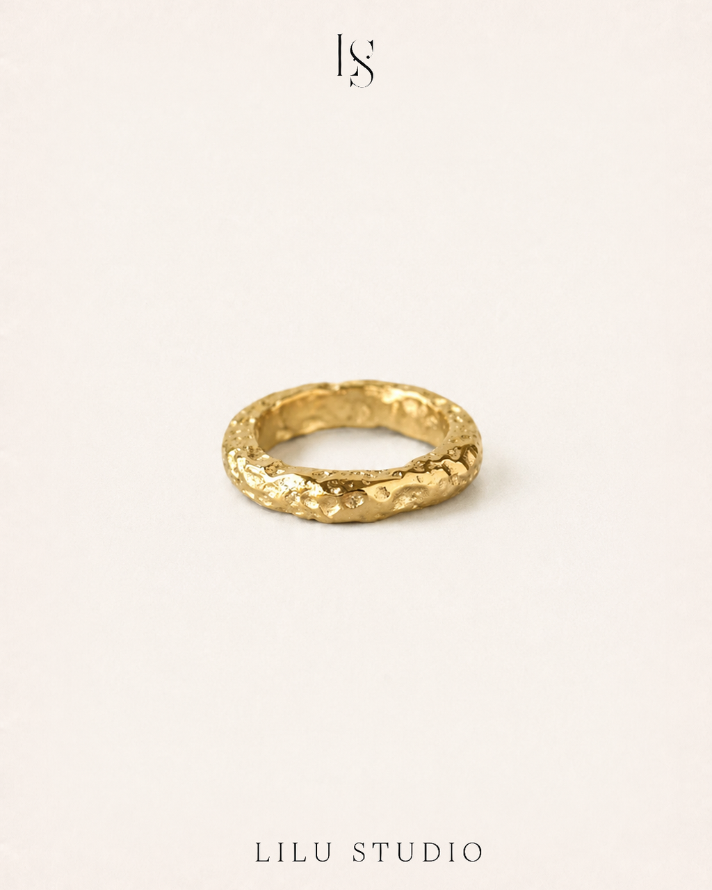 Ring hamret molten forgyldt – Cleo