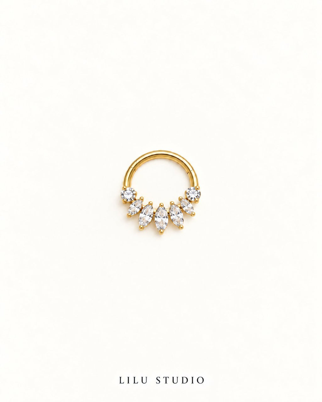 Piercing clicker ring til daith eller næse — Enny – forgyldt, packshot
