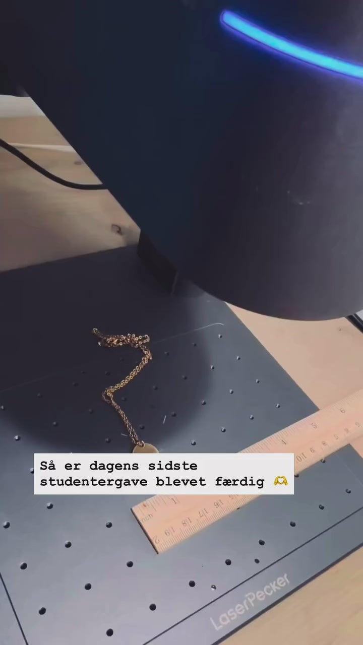 Videobillede – MIO indgraveringshalskæde