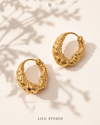 Øreringe hoops molten store – Runa – editorial