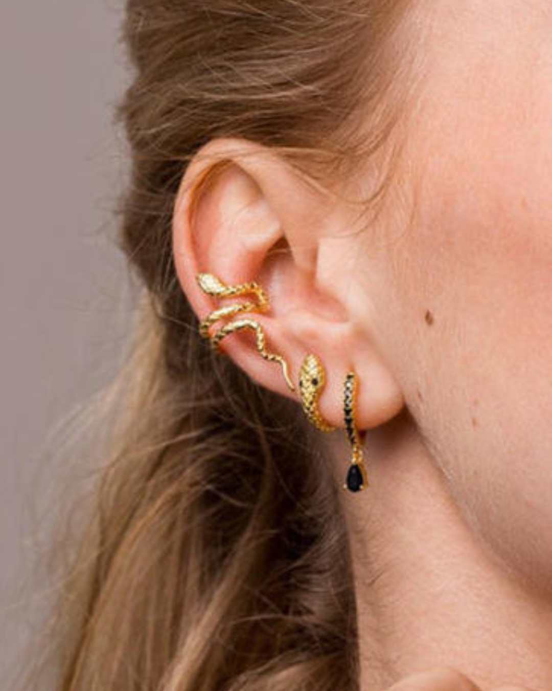 Alexis forgyldt slange ear cuff