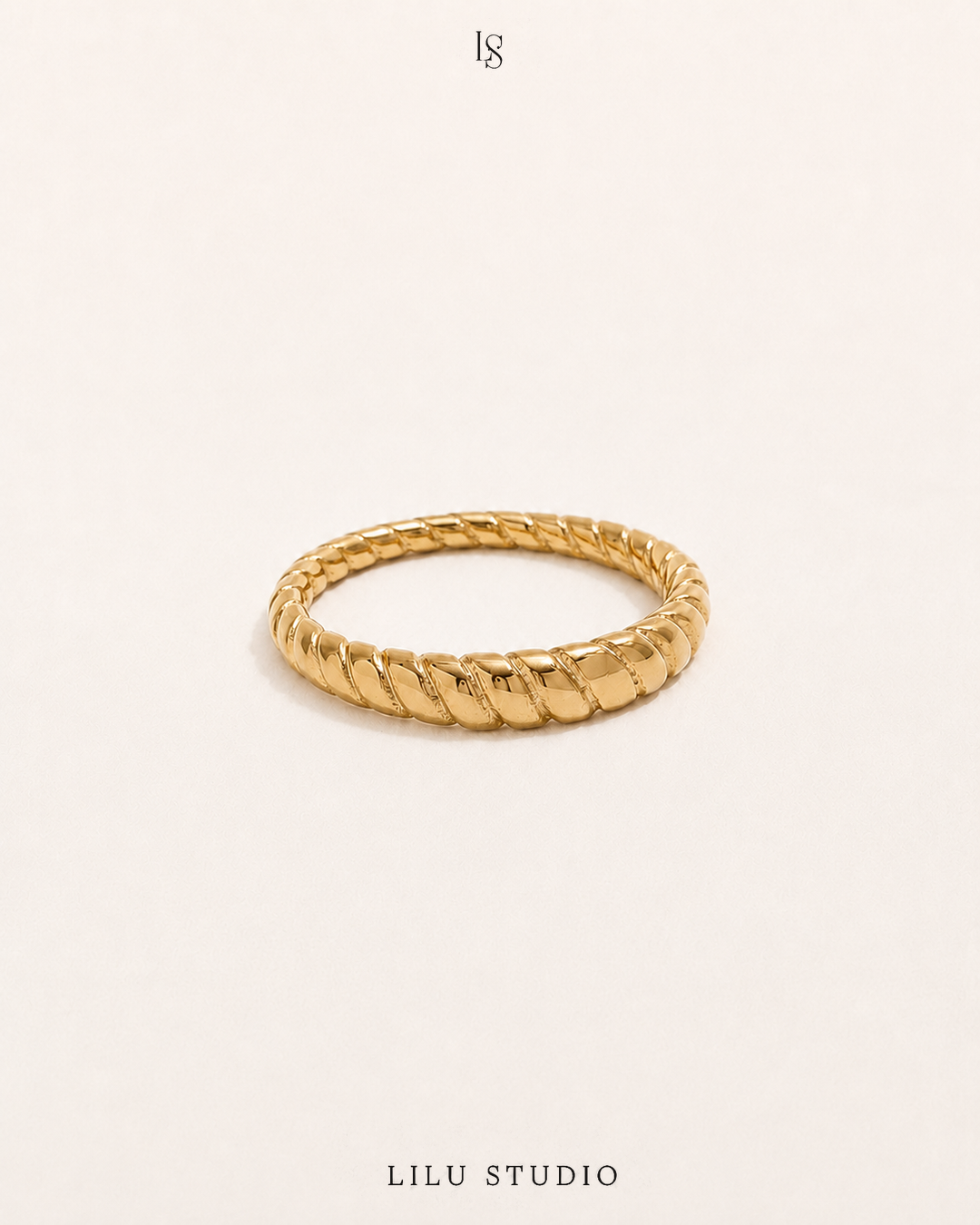 Ring snoet band forgyldt – Vira